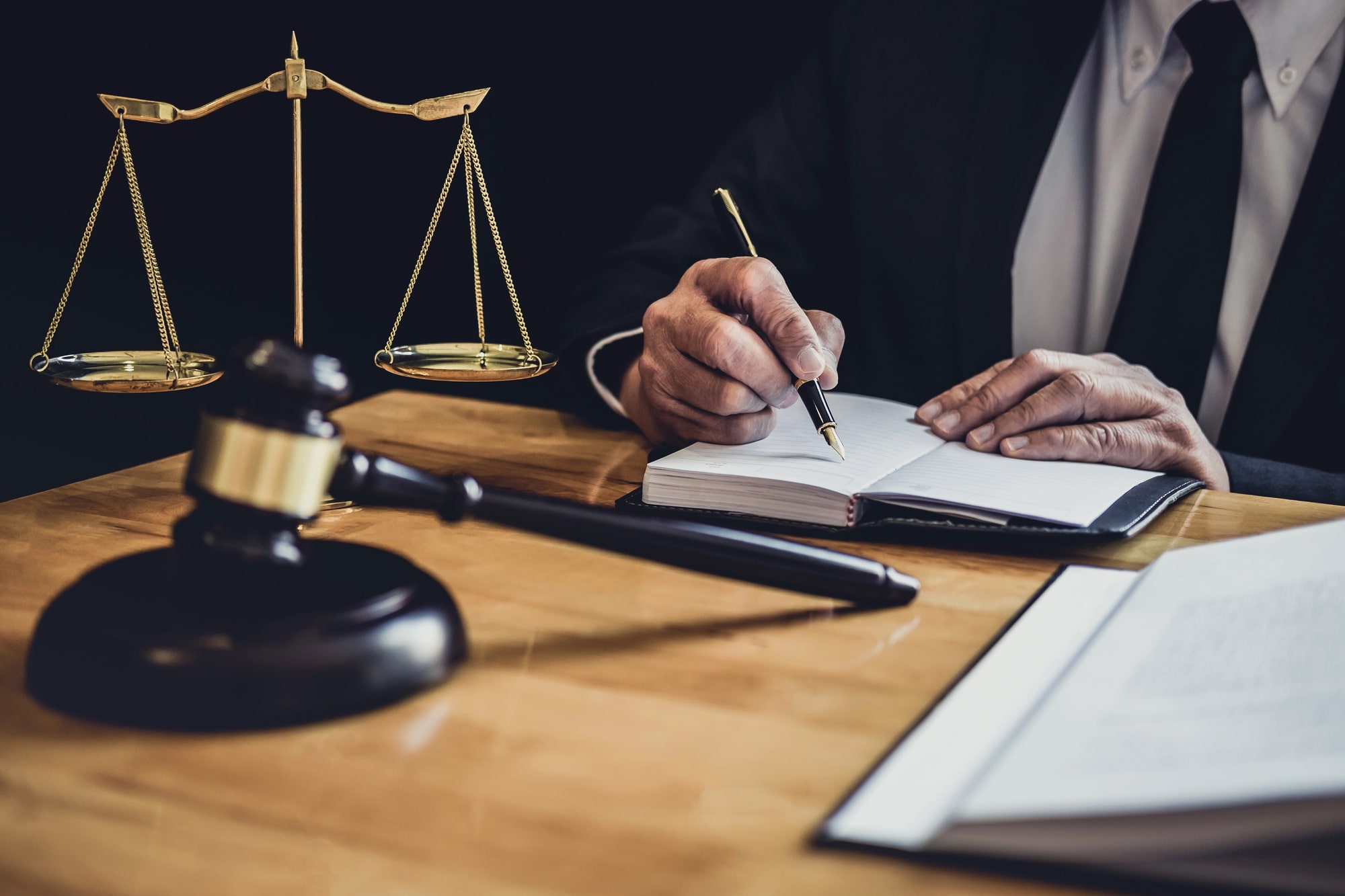 estate planning lawyer